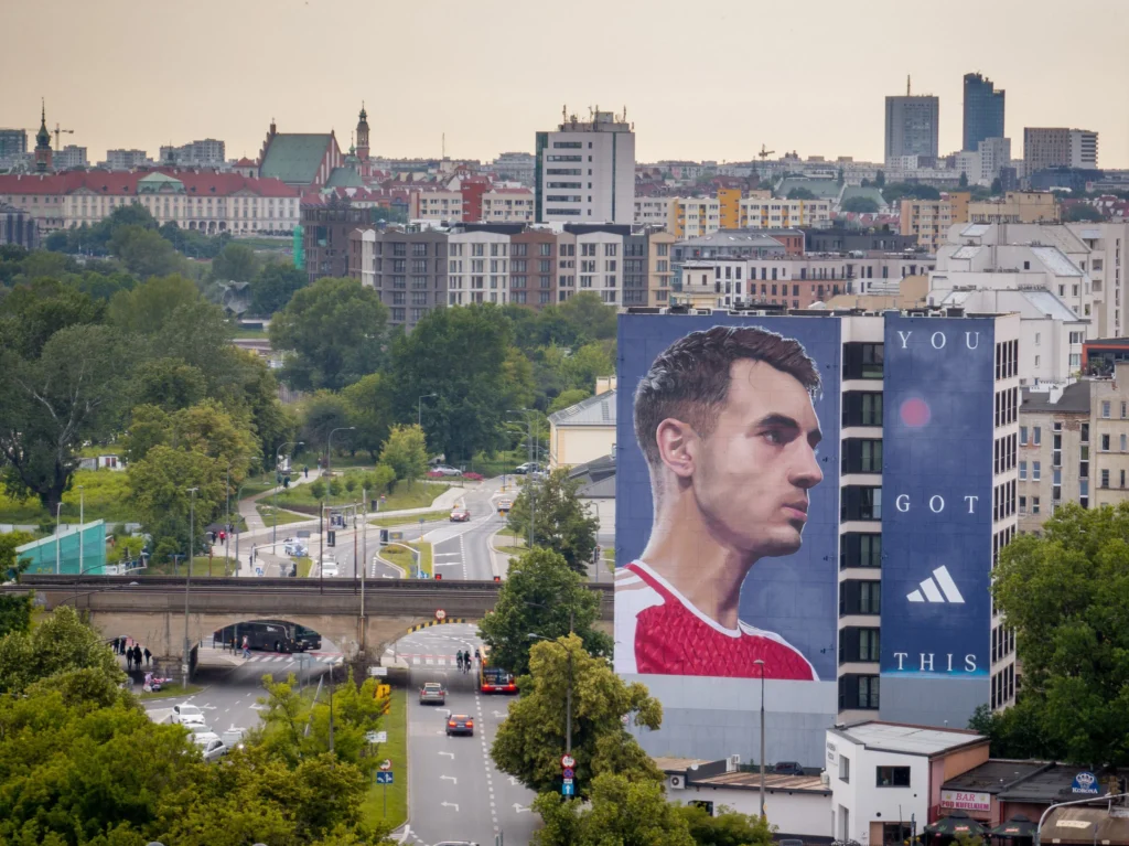 Mural Adidasa na Euro 2024