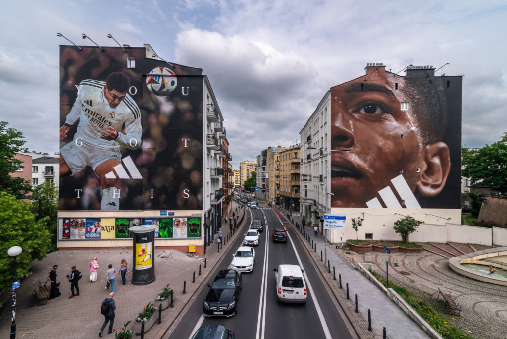 Mural marki Adidas na Euro 2024